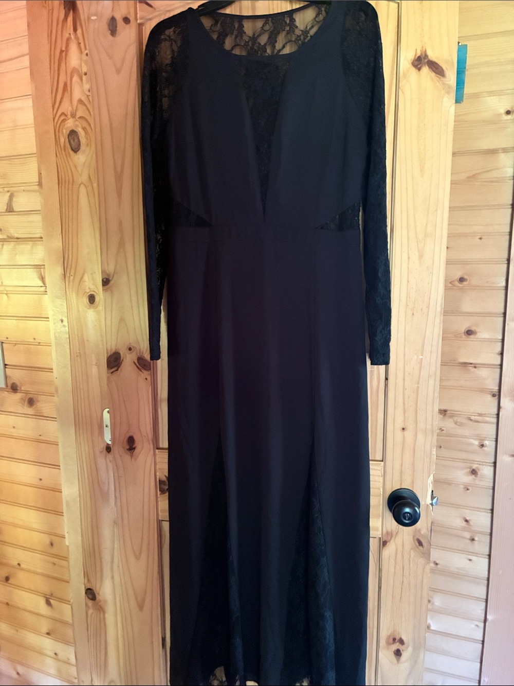 Express Black Lace Long-Sleeve Maxi Dress